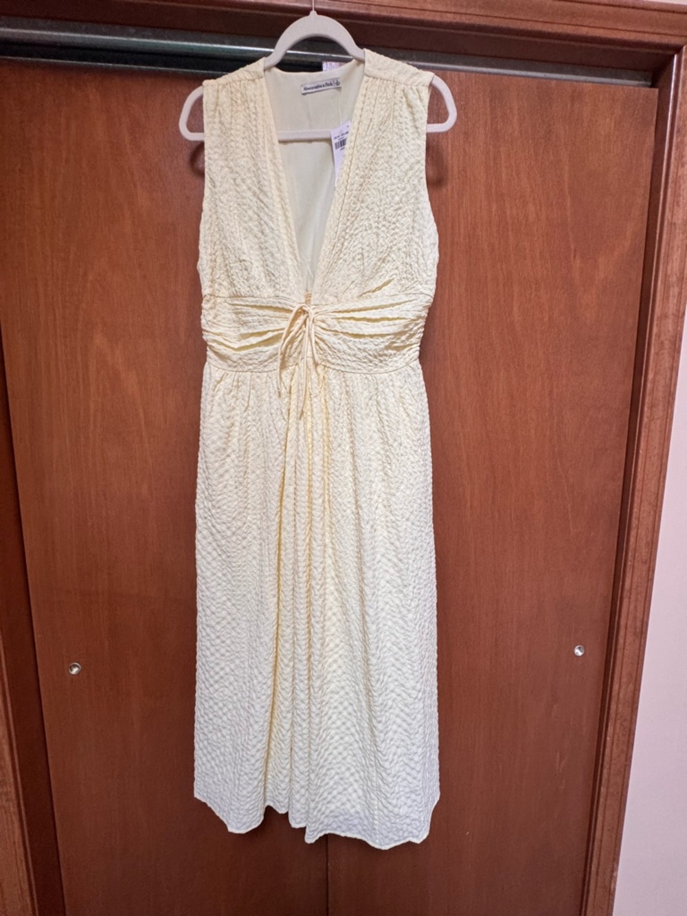 Abercrombie & Fitch Pale Yellow Sleeveless Midi Dress with Front Tie - Picture 3 of 10